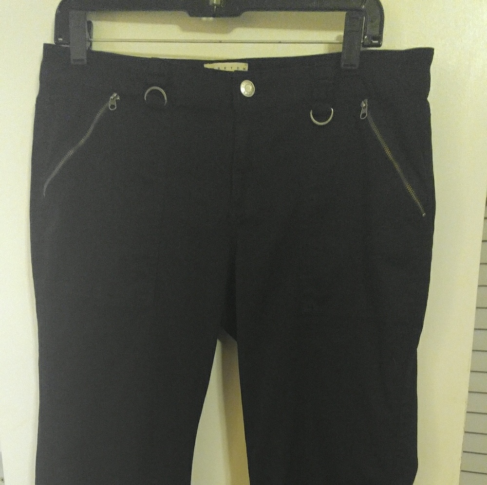 Old navy black pants